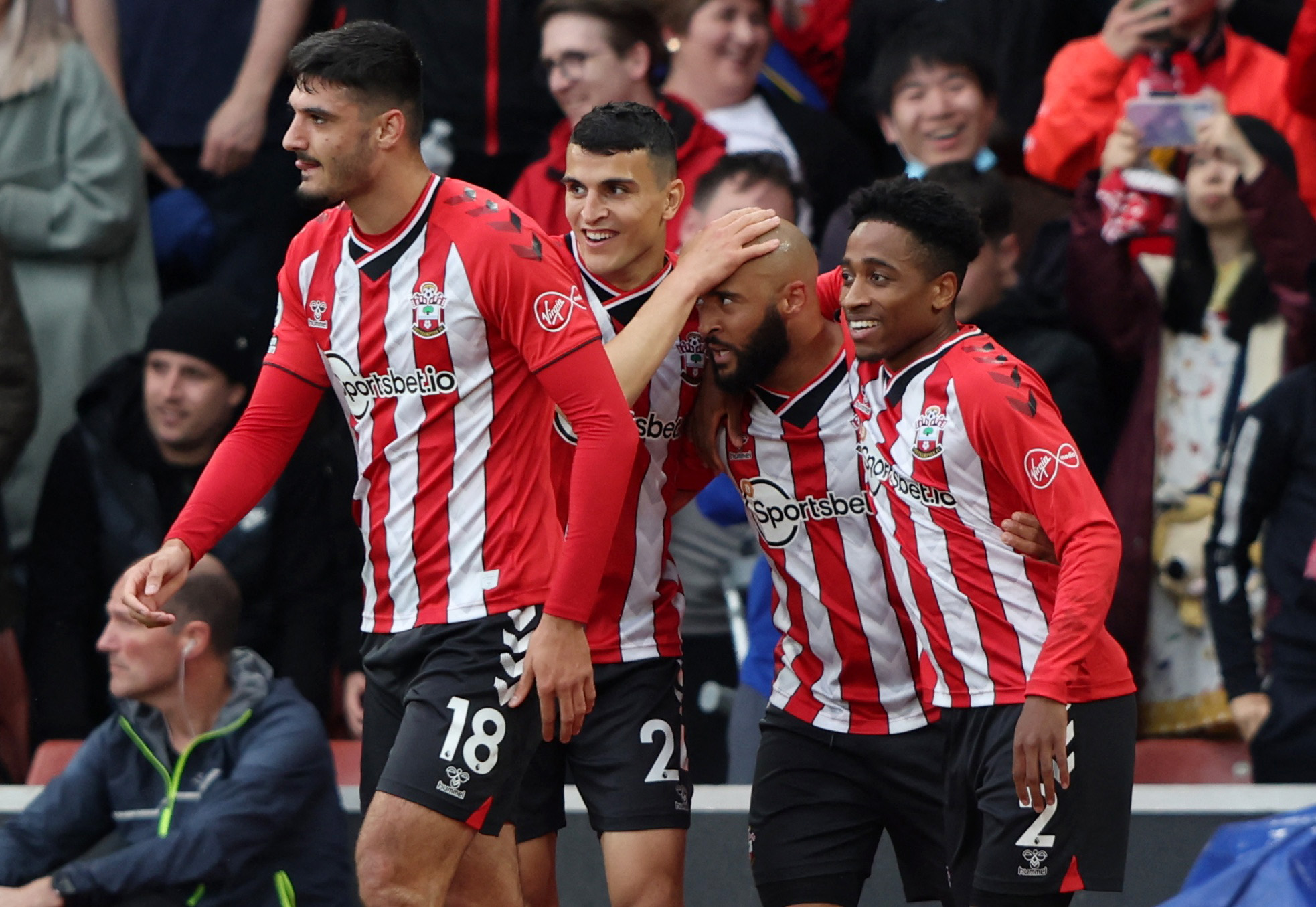 不得不服！加盟半年拿两冠，落叶归根解锁新纪录，若日尼奥真赢家（半年加盟摘双冠，回归再破纪录，若日尼奥才是真大赢家）