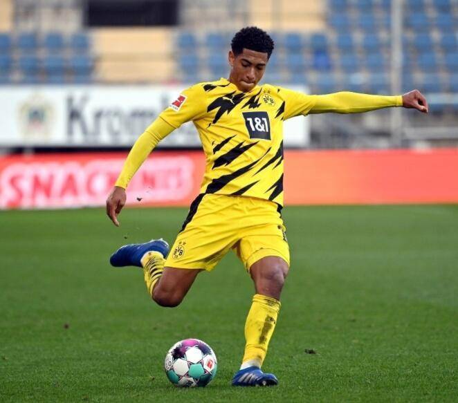 英超第14轮：达洛特破门 曼联1-1西汉姆联（英超第14轮：达洛特建功，曼联1-1战平西汉姆联）