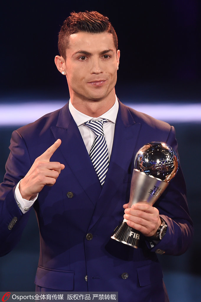 琼斯：为利物浦效力是从小的目标，200场里程碑不是我的终点（琼斯：自幼立志为利物浦而战，200场只是新的起点）