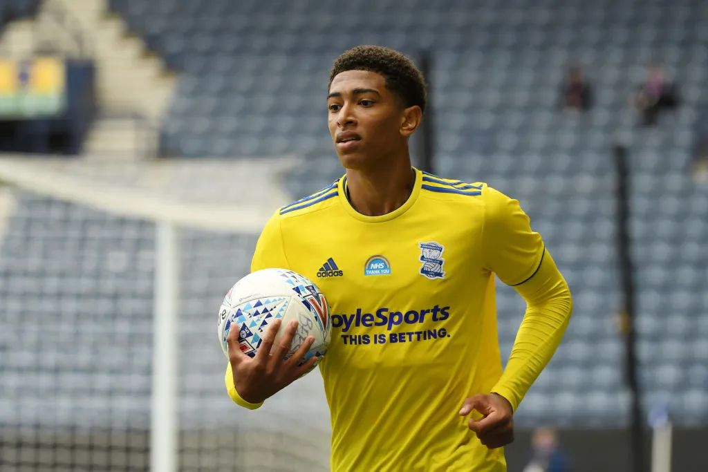 图片报：阿德耶米续约只接受加入解约条款，金额或达8000万欧（图片报：阿德耶米愿续约但需加入解约条款，解约金或高达8000万欧元）