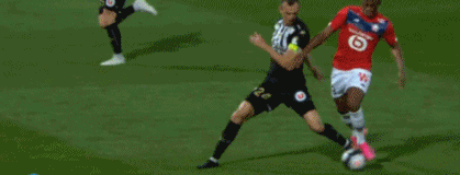 世体：佩德里缺席巴萨赛前合练，确定无缘欧冠客战切尔西（世体：佩德里未参与巴萨赛前训练，确认无缘欧冠客场对阵切尔西）